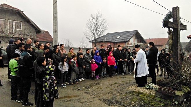 Trajna i radosna  obaveza podjele blagoslova stanovnicima romskog naselja na području župe Petrijanec
